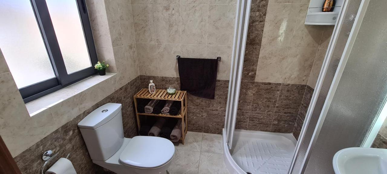 Large Apartment In Marsascala. Sleeps 6 Marsaskala Extérieur photo